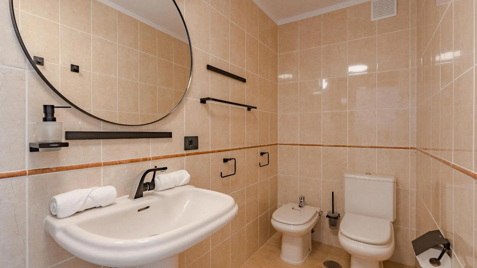 Villa Sabina - 6 Bedroom House Costa Adeje  Costa Adeje (Tenerife)