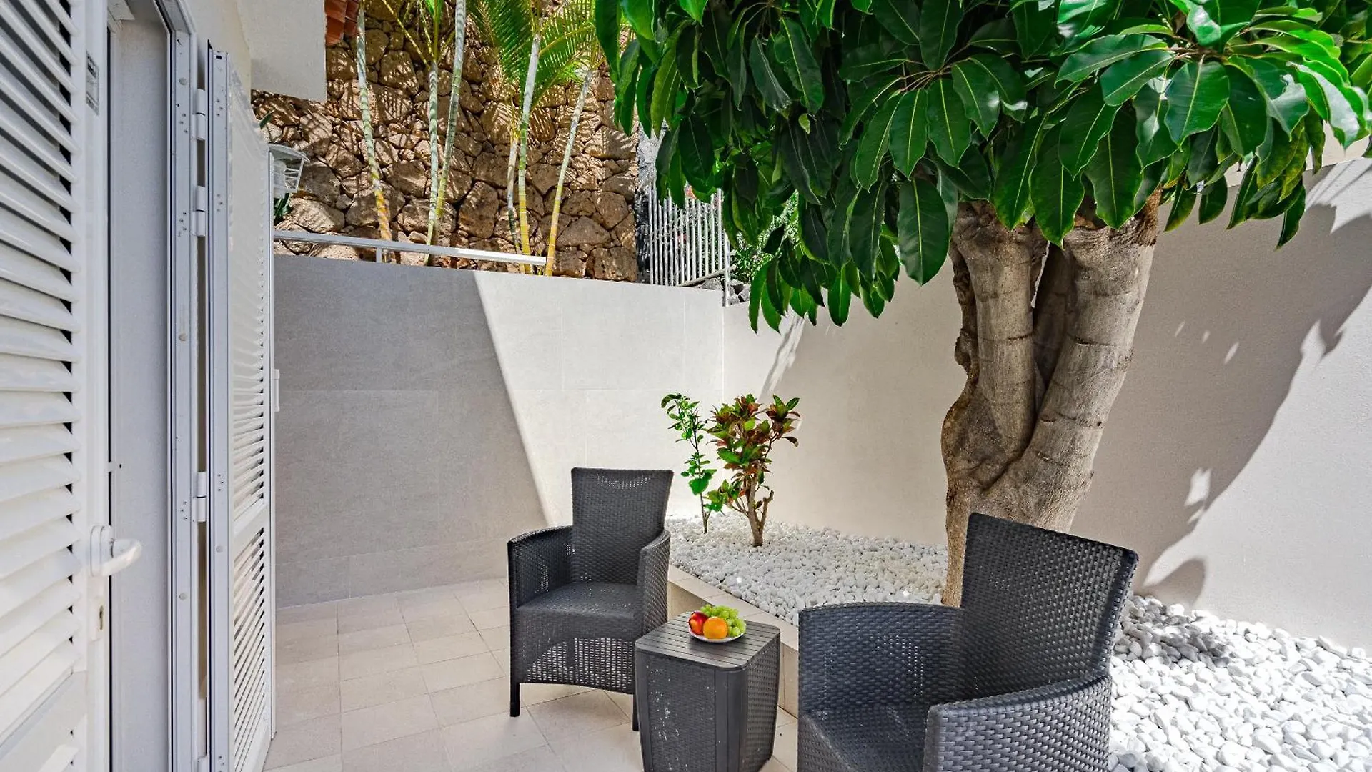Villa Sabina - 6 Bedroom House Costa Adeje  0*, Costa Adeje (Tenerife) Spain