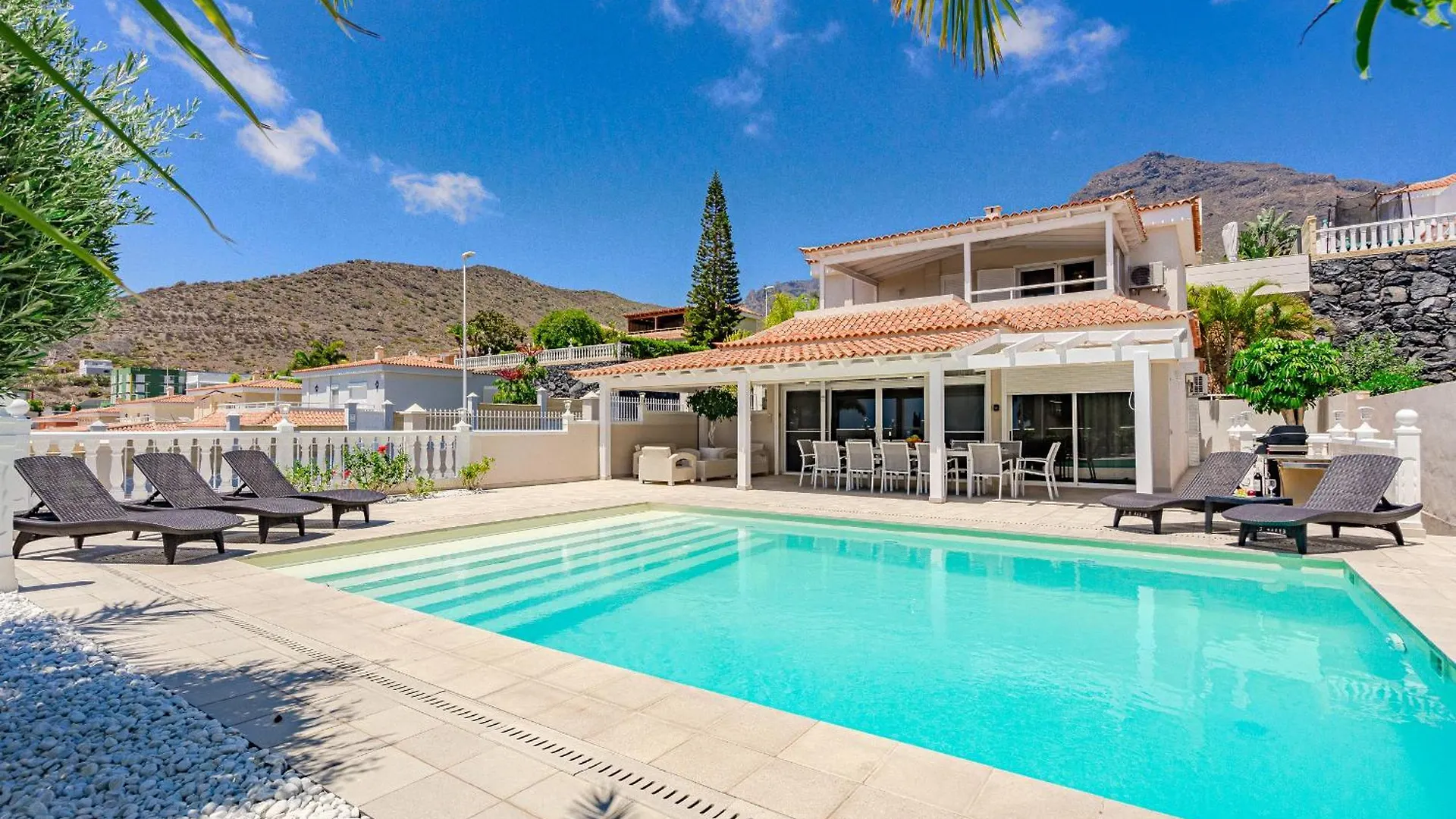 Villa Sabina - 6 Bedroom House Costa Adeje