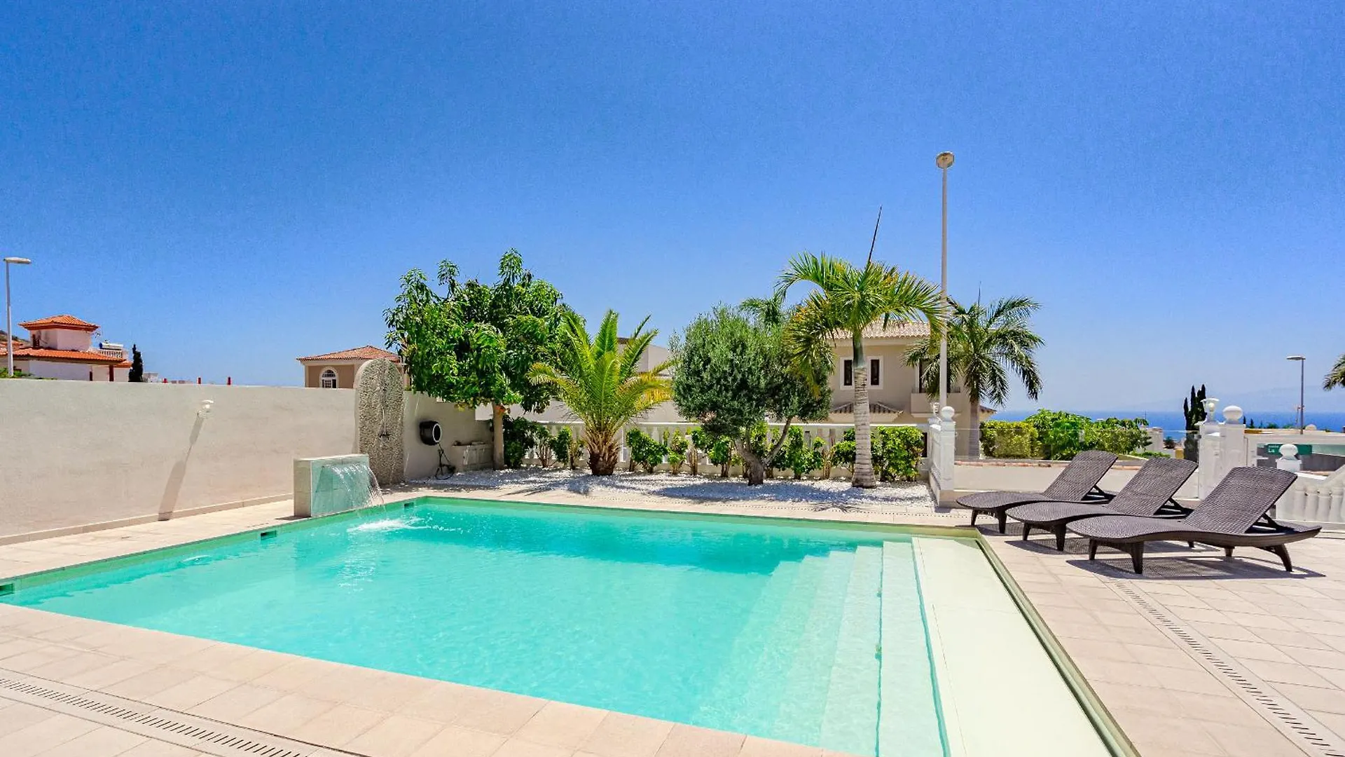 Villa Sabina - 6 Bedroom House Costa Adeje  Spain
