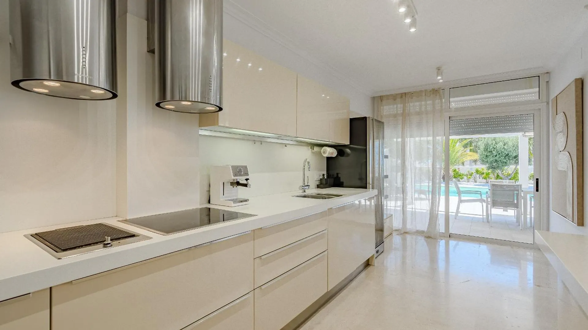 Villa Sabina - 6 Bedroom House Costa Adeje  0*, Costa Adeje (Tenerife) Spain